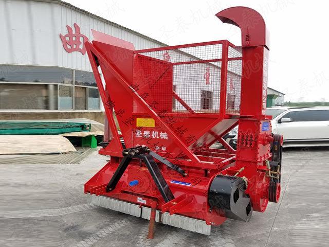 回收機(jī)在冬季磨合時(shí)，應(yīng)先將發(fā)動(dòng)機(jī)預(yù)熱到40℃以上再起步