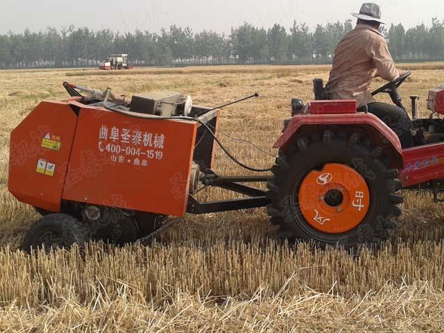 全自動牧草打捆機易于運輸、保存期長