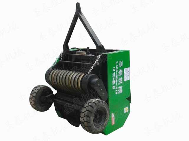 青儲(chǔ)牧草打捆機(jī)具有打捆速度快，物料不堵塞，密實(shí)度大等優(yōu)點(diǎn)