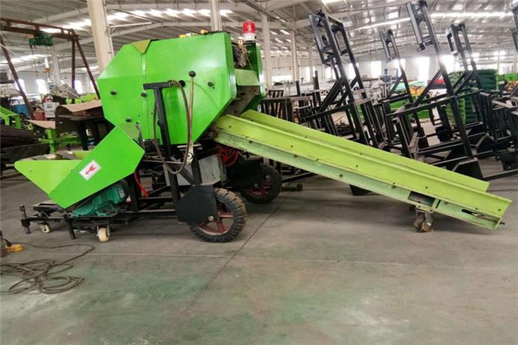 因打捆機(jī)帶生產(chǎn)廠家有很多，厚度也不一致，應(yīng)按要求選用；如不可能請(qǐng)按照說明書之方法，仔細(xì)調(diào)整送退帶滾輪之間隙