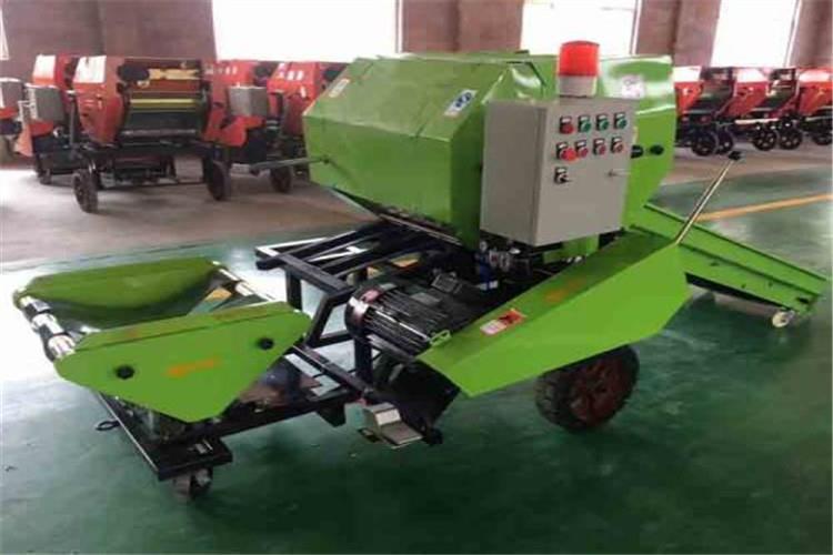 主機與打捆包膜機的連接：限位臂要連接妥當，過松起不到限位作用，而且限位臂容易磨主機的后輪胎