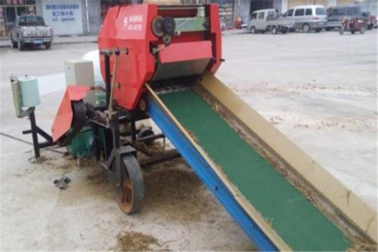 青貯打捆機(jī)久放受酸、堿、鹽的水溶液以及氧、潮濕空氣等介質(zhì)的作用，使金屬表面產(chǎn)生電化學(xué)腐蝕，導(dǎo)致金屬逐漸腐蝕