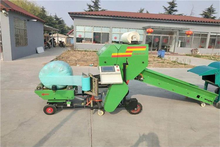 打捆包膜機(jī)每次用完后，都要做好保養(yǎng)，進(jìn)行清理及維護(hù)，否則很有可能會(huì)影響其壽命