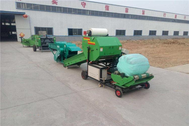 青貯打捆機(jī)能自動完成小麥、牧草等作物秸稈的撿拾、壓捆、捆扎和放捆一系列作業(yè)