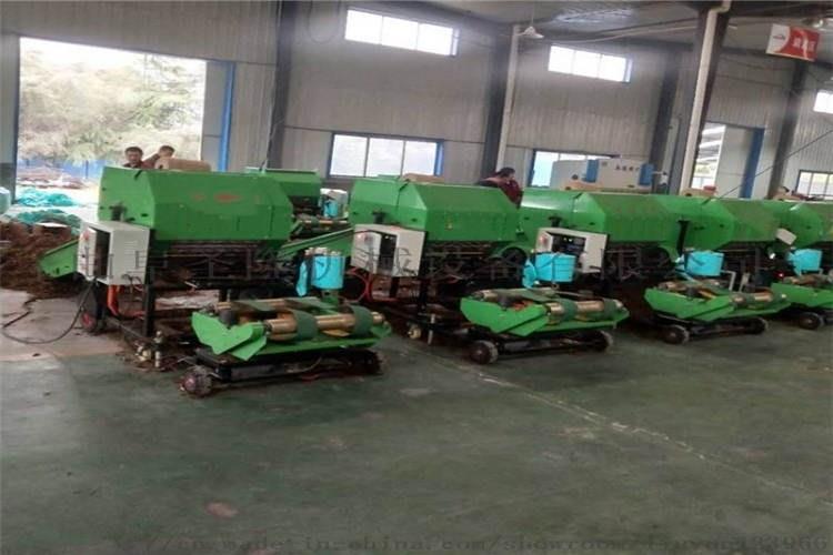 青貯打捆機(jī)轉(zhuǎn)盤應(yīng)按順時(shí)針方向運(yùn)轉(zhuǎn)