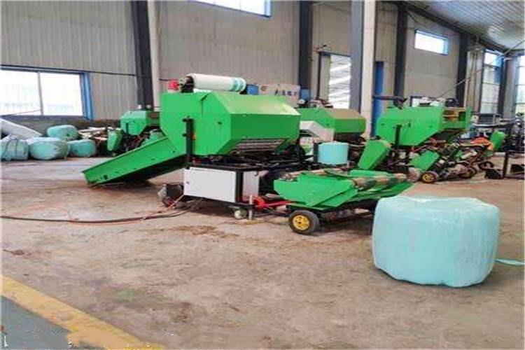 青貯打捆機(jī)搬離原位置時(shí)應(yīng)由專業(yè)人員重新安裝和測(cè)試機(jī)器，并確定安全后再使用