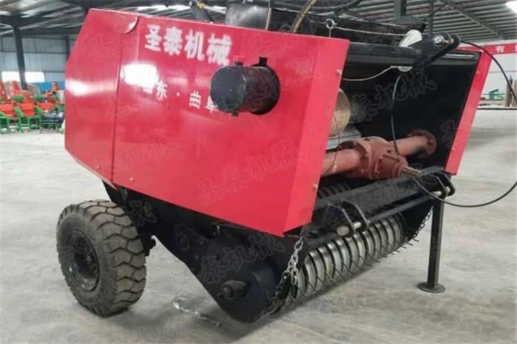 青貯打捆機(jī)在操作后，秸草不能撿拾干凈