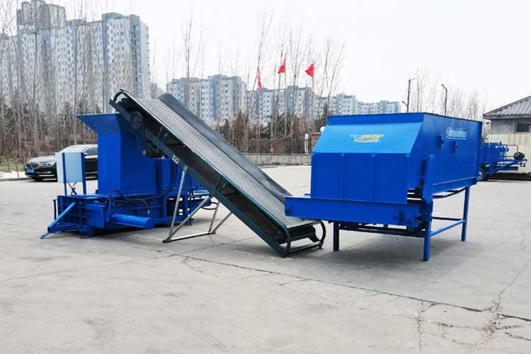 青儲(chǔ)壓塊機(jī)